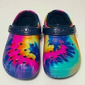 Fur Lined Tie-Dye Crocs